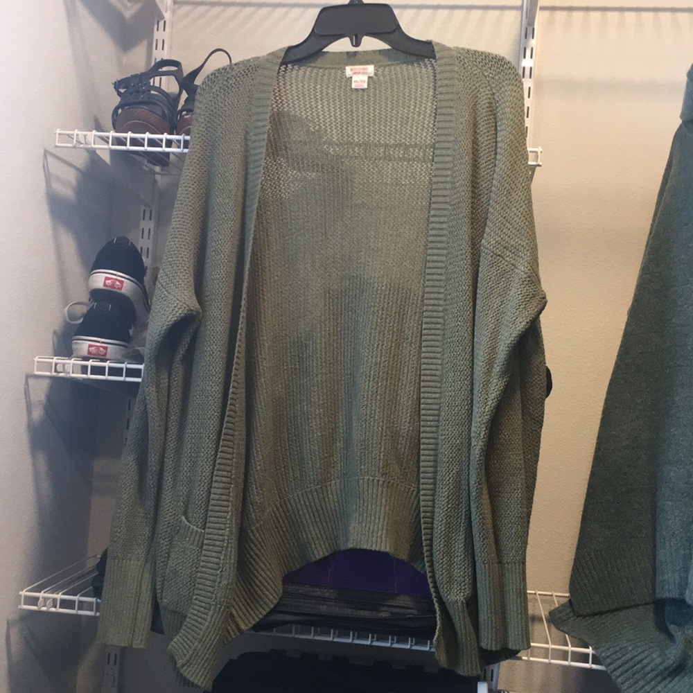 Olive Green Knit Cardigan w/ Pockets